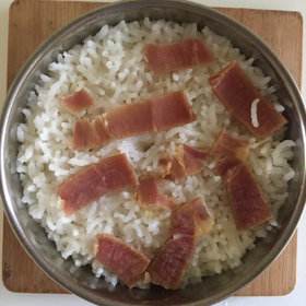 火腿蒸米饭